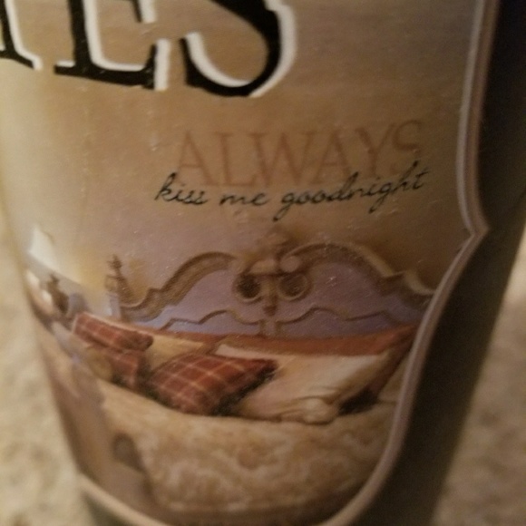 Wall Quote " Always Kiss Me Goodnight" - Picture 5 of 6